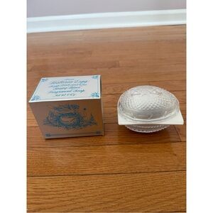 Avon Vintage 1977 Fostoria Crystal Egg Soap Dish & Spring Lilacs Fragranced Soap